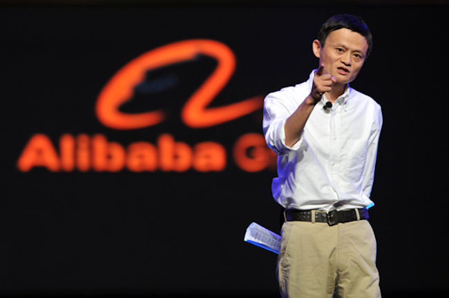 Tổng doanh thu của tập đo&agrave;n Alibaba do tỷ ph&uacute; Jack Ma th&agrave;nh lập c&ograve;n lớn hơn cả eBay v&agrave; Amazon