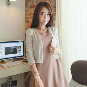 &Aacute;o kho&aacute;c len lửng l&agrave; m&oacute;n đồ kh&ocirc;ng thể thiếu trong bộ sưu tập quần &aacute;o m&ugrave;a đ&ocirc;ng 2014 cho ng&agrave;y se lạnh