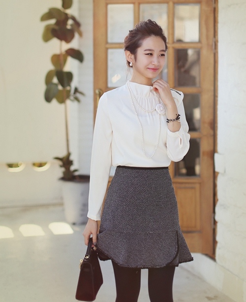 Ch&acirc;n v&aacute;y dạ l&agrave; m&oacute;n đồ kh&ocirc;ng thể thiếu trong tủ quần &aacute;o m&ugrave;a đ&ocirc;ng 2014