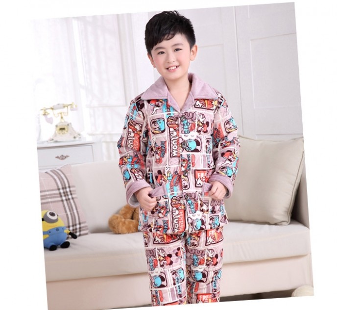 Bộ ngủ nỉ kh&ocirc;ng thể thiếu trong tủ đồ quần &aacute;o m&ugrave;a đ&ocirc;ng 2014 của b&eacute;