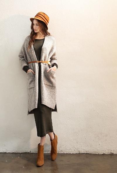 &Aacute;o kho&aacute;c len d&aacute;ng d&agrave;i với kiểu d&aacute;ng đơn giản nhưng vẫn rất đẹp v&agrave; dễ mix trang phục