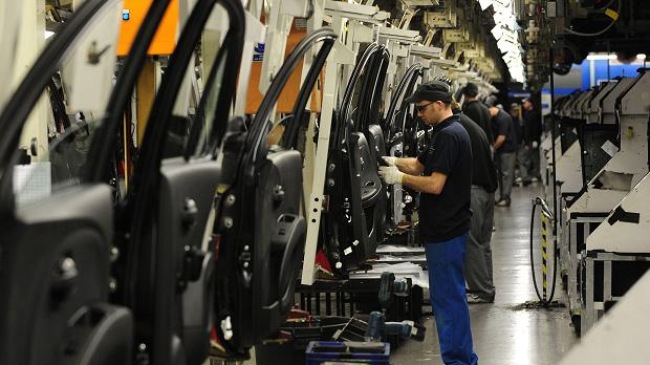 Sản xuất &ocirc; t&ocirc; tại Anh. Ảnh minh họa