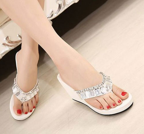 6 mẫu sandal cực chất cho h&egrave; 2014