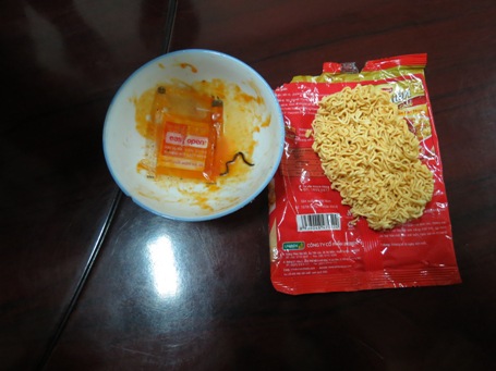 Dư luận x&ocirc;n xao v&igrave; th&ocirc;ng tin xuất hiện sinh vật lạ trong m&igrave; t&ocirc;m