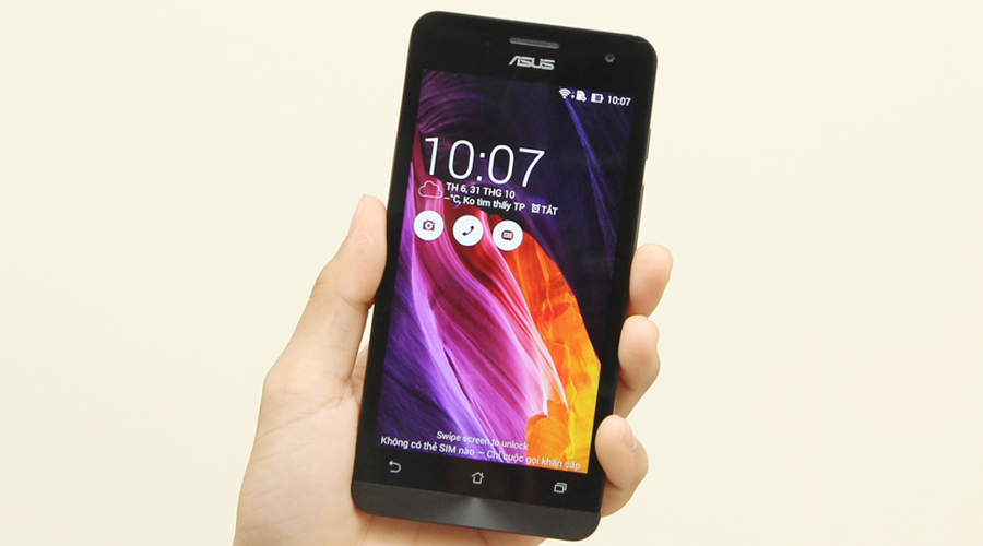 Asus Zenfone 6 A601 nằm trong ph&acirc;n kh&uacute;c smartphone gi&aacute; rẻ, camera trước tốt hấp dẫn người d&ugrave;ng