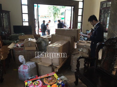 2,4 tấn sò biển nhập lậu từ Trung Quốc đã bị phát hiện và xử lý 2,4 tấn sò biển nhập lậu từ Trung Quốc đã bị phát hiện và xử lý