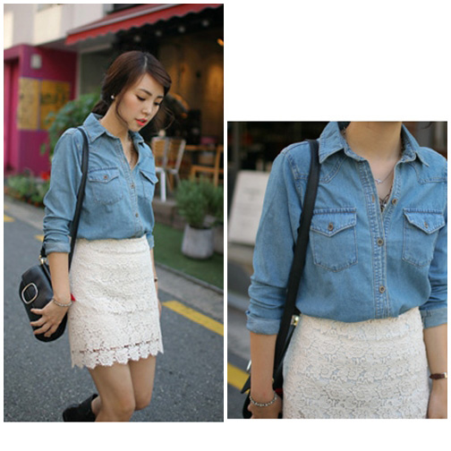 C&aacute;c n&agrave;ng c&oacute; thể mix &aacute;o sơ mi denim v&agrave; ch&acirc;n v&aacute;y ren thanh lịch, nữ t&iacute;nh