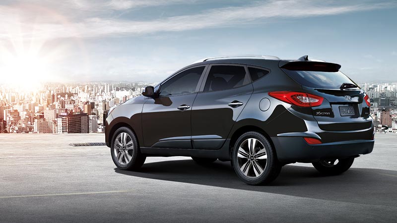 B&ecirc;n trong Hyundai Tucson 2015 xuất hiện cụm đồng hồ mới 