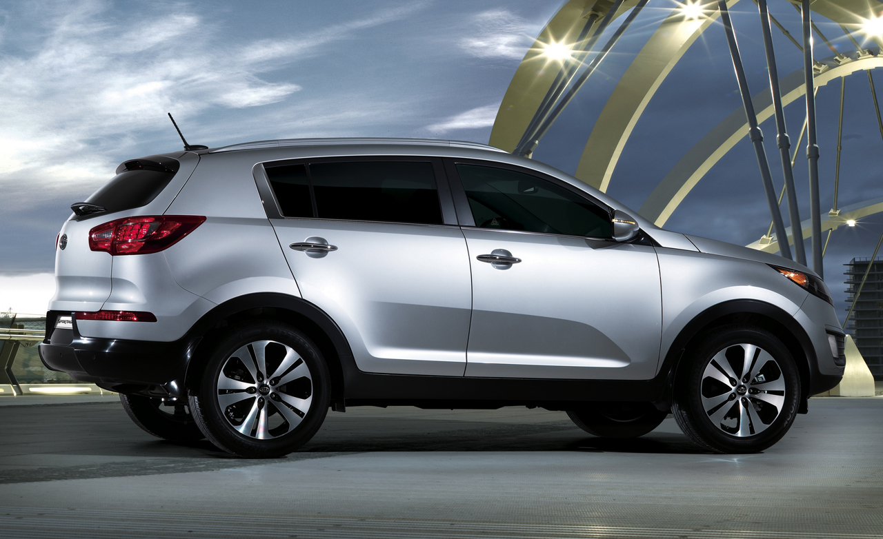 Kia Sportage 2015 sẽ sử dụng 2 loại động cơ xăng 4 xi-lanh kh&aacute;c nhau
