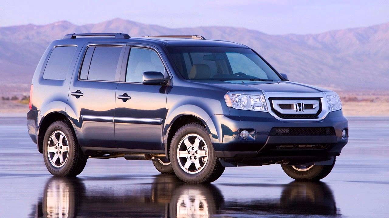 Honda Pilot 2015 c&oacute; được kh&ocirc;ng gian nội thất kh&aacute; rộng r&atilde;i