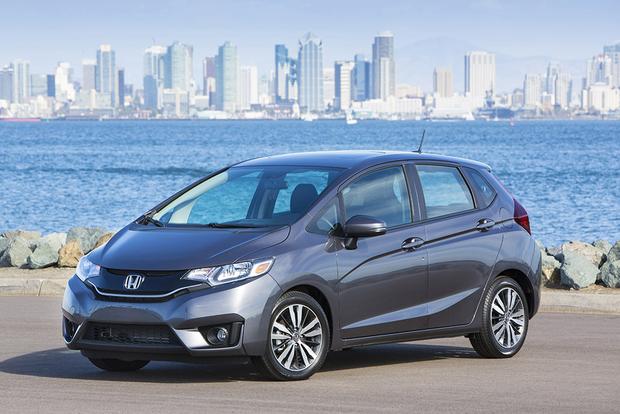 Honda Fit 2016 c&oacute; kiểu d&aacute;ng thiết kế năng động, trẻ trung 