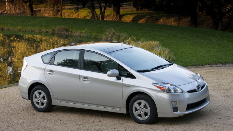 Mức độ ti&ecirc;u thụ nhi&ecirc;n liệu của Prius khiến kh&aacute;ch h&agrave;ng sẽ phải ấn tượng