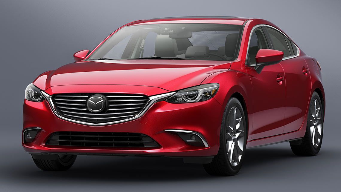 Mazda6 2015 c&oacute; một số thay đổi như cụm đ&egrave;n pha được thiết kế lại 