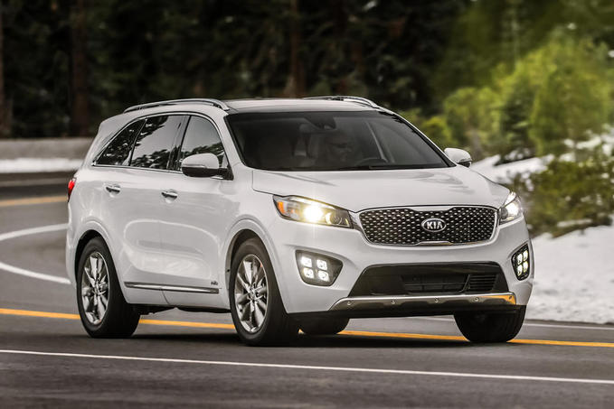 Kia Sorento 2016 c&oacute; thiết kế thể thao, sang trọng hơn