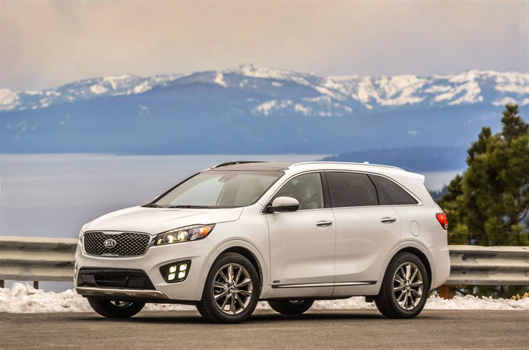 Kia cũng đưa ra 2 lựa chọn về động cơ cho Sorento 2016