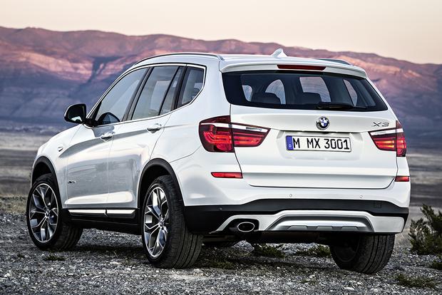Cả 3 phiên bản BMW X3 2016 đều được trang bị hộp số tự động 8 cấp Cả 3 phiên bản BMW X3 2016 đều được trang bị hộp số tự động 8 cấp