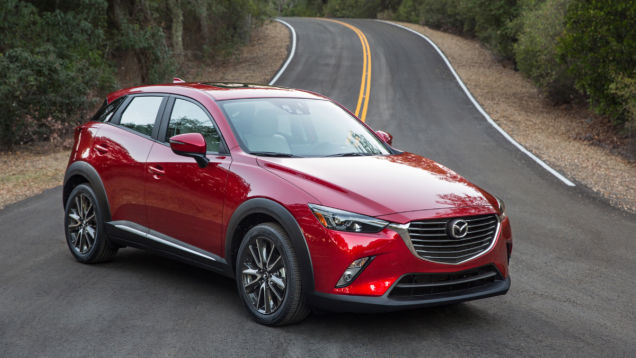 Mazda được trang bị lưới tản nhiệt nổi bật, cụm đ&egrave;n pha vuốt ngược về ph&iacute;a sau 