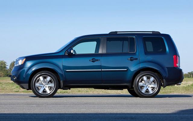 Honda Pilot 2015 c&oacute; được kh&ocirc;ng gian nội thất kh&aacute; rộng r&atilde;i