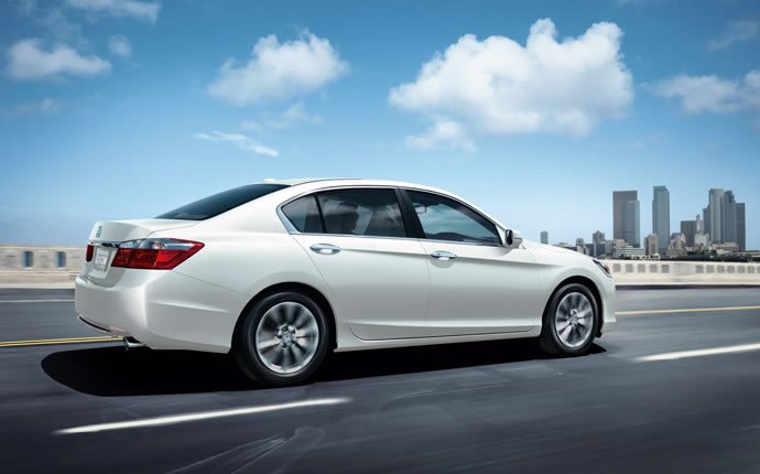 Honda Accord vẫn trung th&agrave;nh theo phong c&aacute;ch pha trộn giữa t&iacute;nh thể thao v&agrave; sang trọng