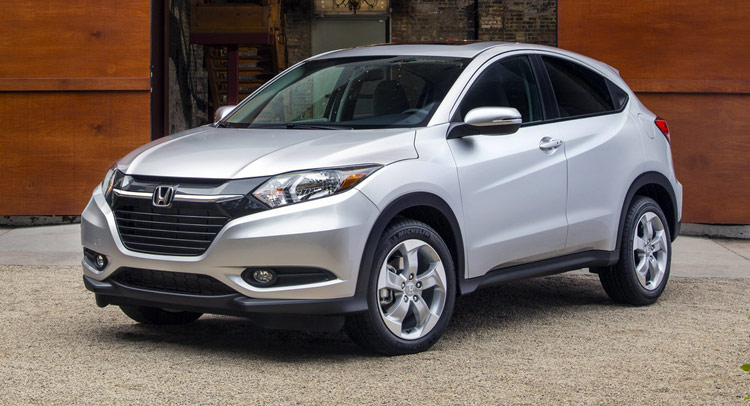 Khi so s&aacute;nh &ocirc; t&ocirc;, Honda HR-V v&agrave; Ford Ecosport đều c&oacute; nhiều điểm đổi mới, hấp dẫn