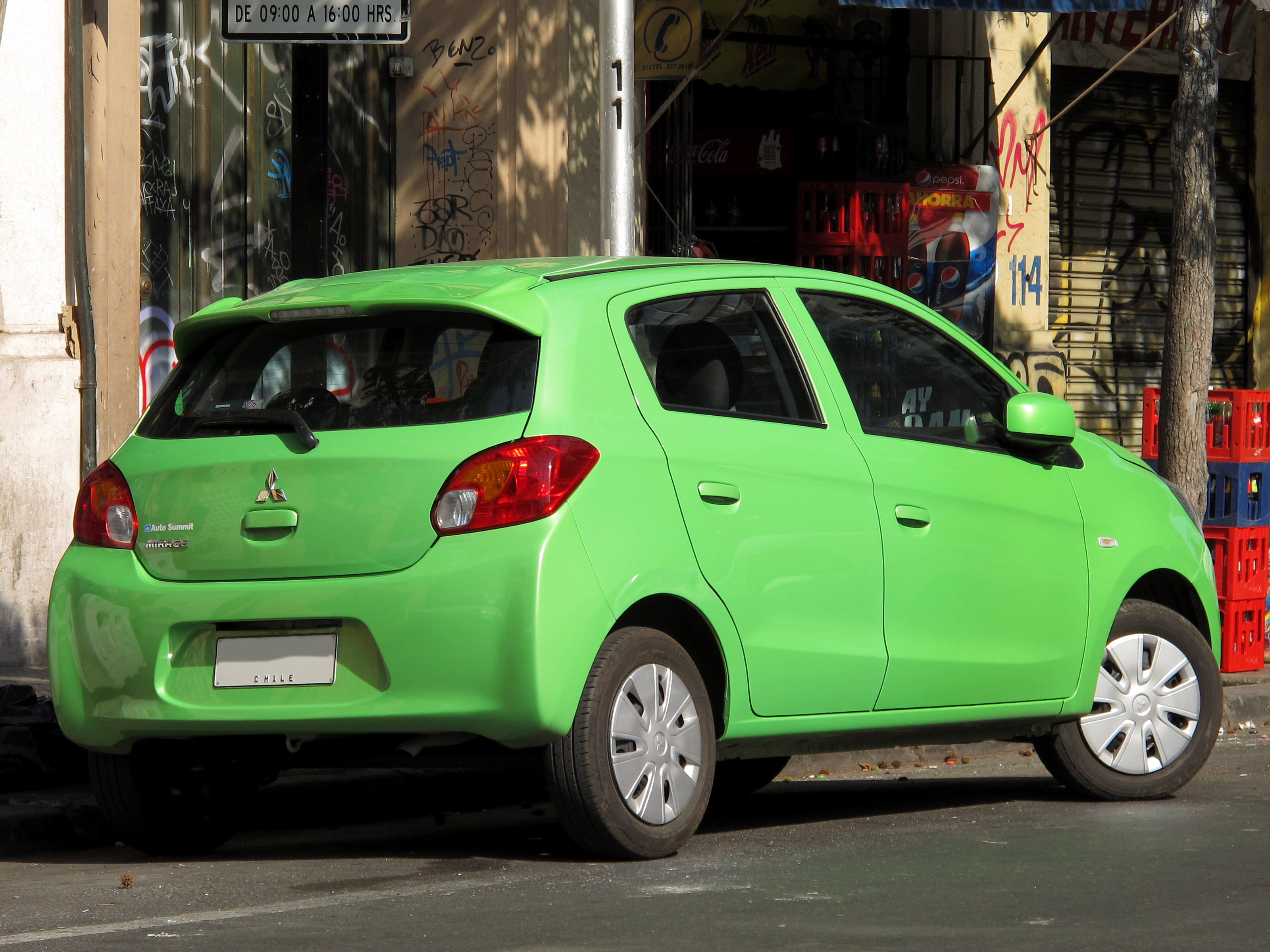 Mitsubishi Mirage 2015 c&oacute; khối động cơ xăng 3 xi-lanh, DOHC, dung t&iacute;ch 1,2 l&iacute;t