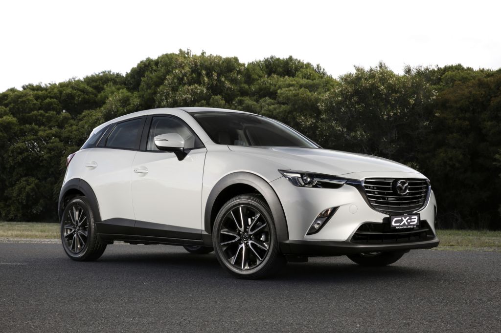 C&aacute;c mẫu CX-3 sẽ c&oacute; lựa chọn hệ dẫn động cầu trước hoặc hệ thống dẫn động bốn b&aacute;nh