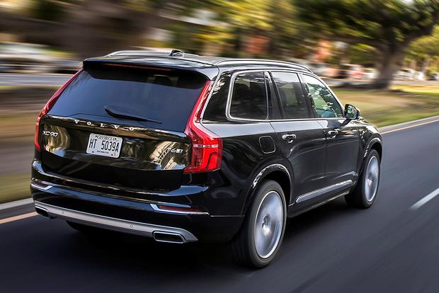 C&aacute;c bản ti&ecirc;u chuẩn của Volvo XC90 đều được trang bị hệ dẫn động plug-in hybrid