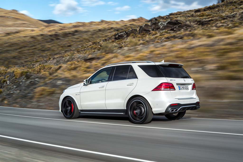 Mercedes-Benz GLE 2016 c&oacute; 7 phi&ecirc;n bản động cơ kh&aacute;c nhau