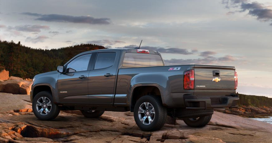 Toyota Tacoma thế hệ mới l&agrave; 2 phi&ecirc;n bản động cơ kh&aacute;c nhau