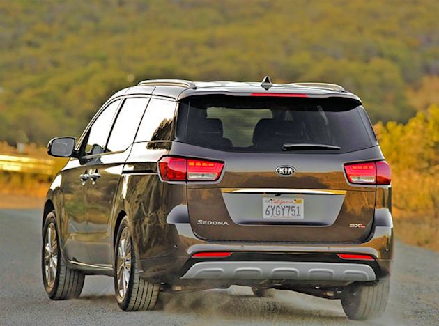Nội thất Kia Sedona được thiết kế hiện đại v&agrave; sang trọng 