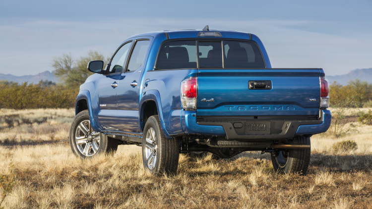 Toyota Tacoma thế hệ mới l&agrave; 2 phi&ecirc;n bản động cơ kh&aacute;c nhau