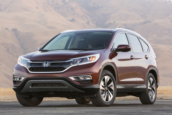 D&aacute;ng v&oacute;c xe Honda CR-V đầm chắc v&agrave; vững ch&atilde;i hơn đối thủ