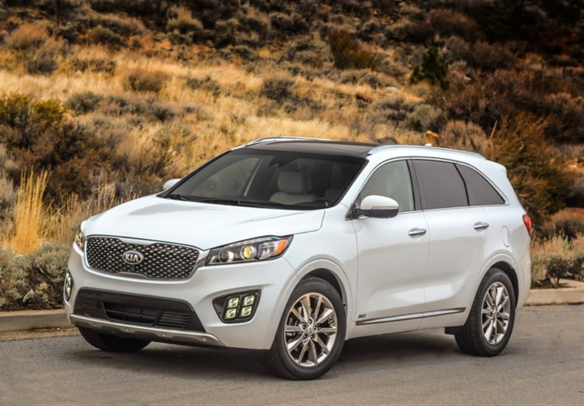 Ngoại thất của Kia Sorento 2016 c&oacute; thiết kế thể thao