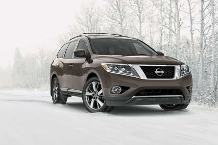 Nissan Pathfinder 2015 thiết kế gọn g&agrave;ng, bắt mắt
