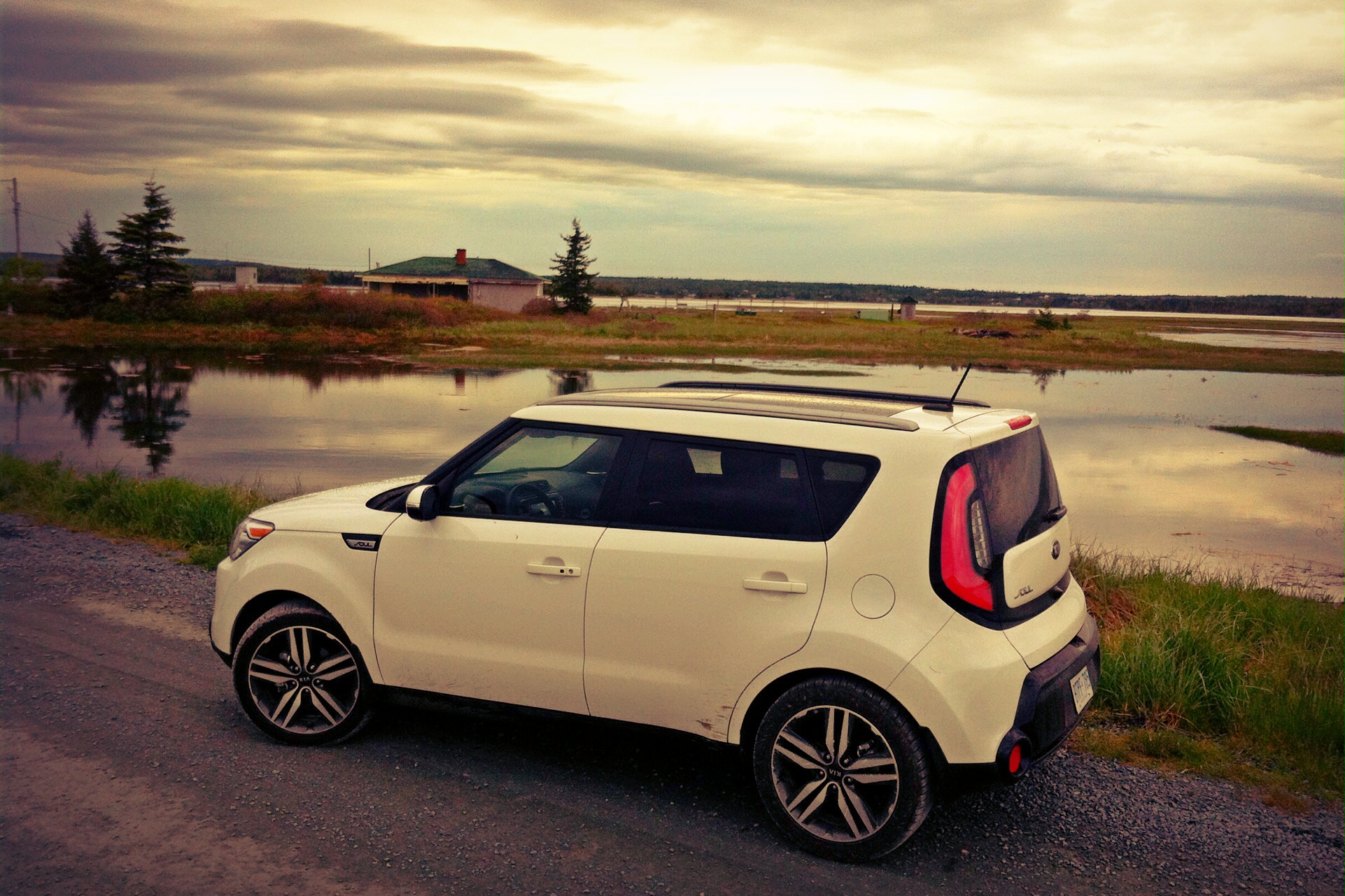 Sức mạnh của Kia Soul được cung cấp từ động cơ xăng GDI 1.6L 4 xy-lanh 