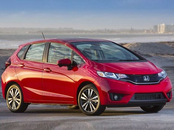 Nội thất tr&ecirc;n Honda Jazz 2015 c&oacute; m&agrave;n h&igrave;nh cảm ứng hỗ trợ HDMI