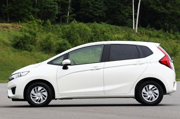 Honda Jazz l&agrave; mẫu xe c&oacute; nội thất rộng r&atilde;i nhất ph&acirc;n kh&uacute;c