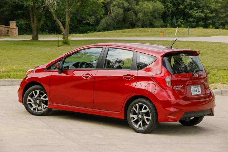 Nissan Versa Note được trang bị động cơ 4 xi-lanh 1.6 l&iacute;t