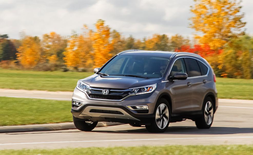 Nh&igrave;n tổng thể Honda CR-V c&oacute; cảm gi&aacute;c d&agrave;i v&agrave; rộng hơn thế hệ trước