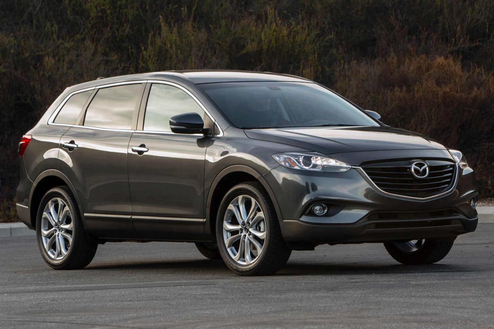 Mazda CX-9 2015 to&aacute;t l&ecirc;n phong c&aacute;ch sang trọng v&agrave; lịch l&atilde;m