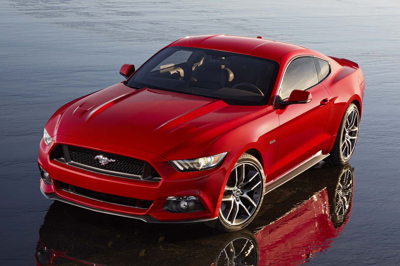 Ford Mustang 2015 c&oacute; bước tiến mới về thiết kế với mặt trước 