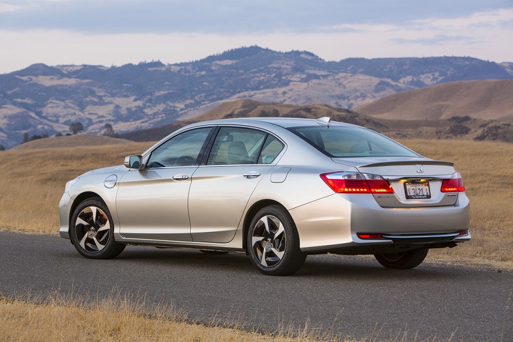 Nội thất của Honda Accord vẫn trung th&agrave;nh theo phong c&aacute;ch pha trộn giữa t&iacute;nh thể thao v&agrave; sang trọng