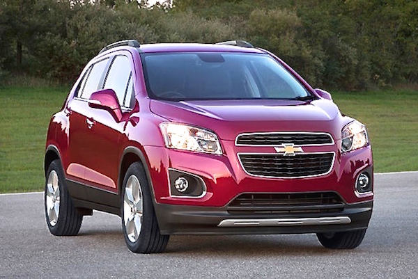 Chevrolet Trax 2015 sở hữu thiết kế tổng thể giống Buick Encore