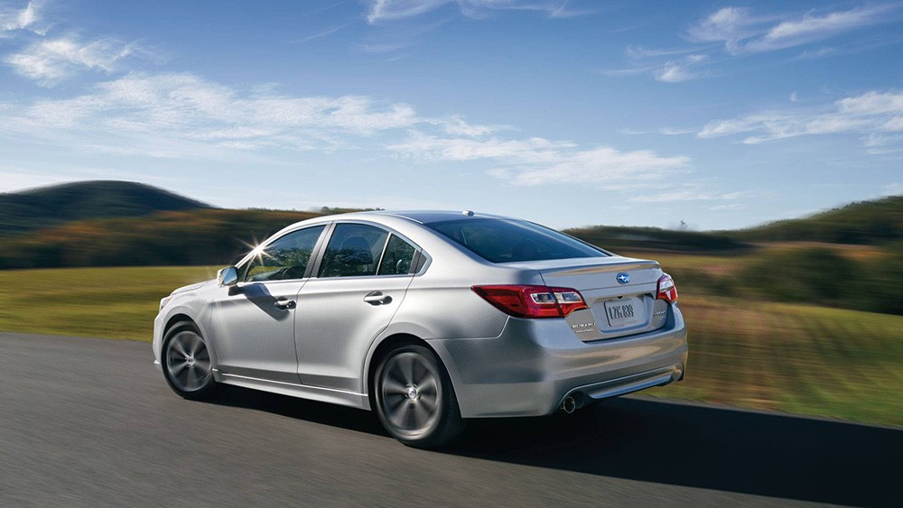 Legacy 2015 được ra mắt với hai phiên bản 2.5iS và 3.6R tại Châu Á Legacy 2015 được ra mắt với hai phiên bản 2.5iS và 3.6R tại Châu Á