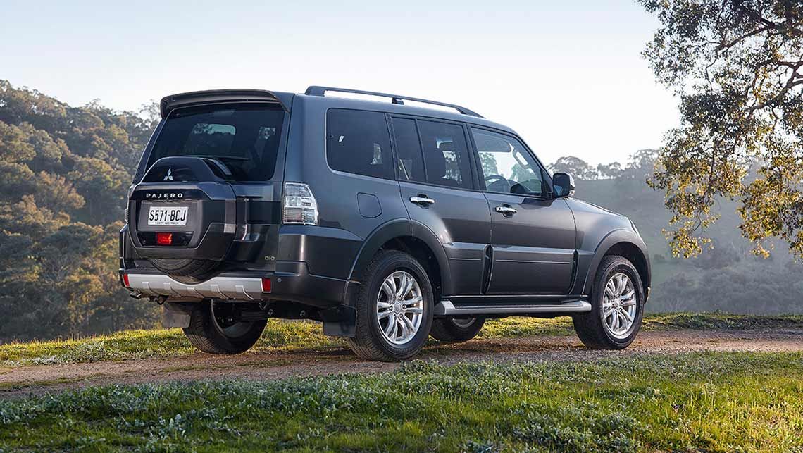 Mitsubishi Pajero 2015 sử dụng động cơ V6 3.0 