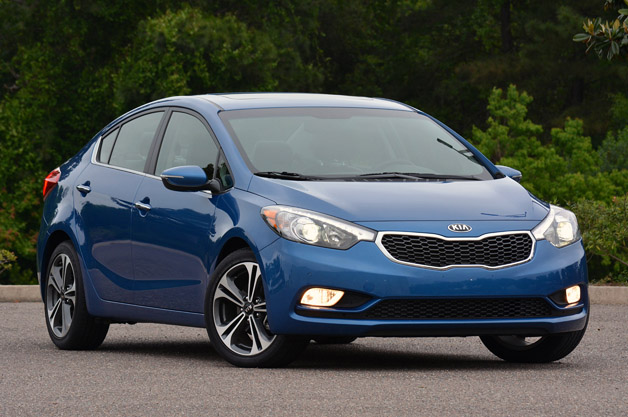Thiết kế của Kia Forte trở n&ecirc;n phong c&aacute;ch v&agrave; tinh tế hơn c&aacute;c bản cũ 