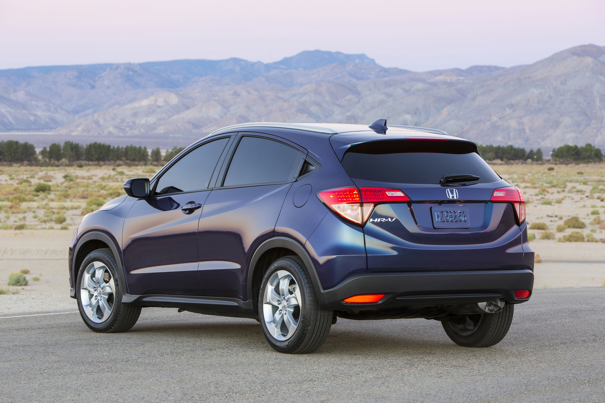 Honda HR-V trang bị động cơ xăng I4 1.8L SOHC t&iacute;ch hợp c&ocirc;ng nghệ i-VTEC