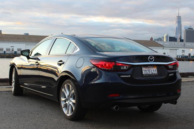 Mazda 6 có 2 phiên bản động cơ SkyActiv 2.0L và 2.5L Mazda 6 có 2 phiên bản động cơ SkyActiv 2.0L và 2.5L