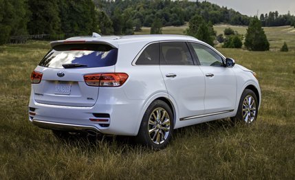 Thiết kế nội thất của Sorento với khoang cabin rộng rãi Thiết kế nội thất của Sorento với khoang cabin rộng rãi