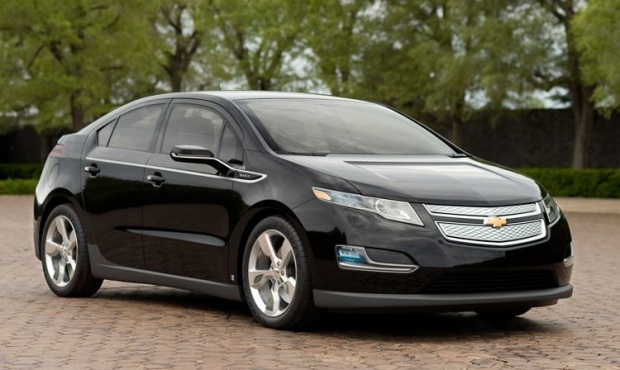 Chevrolet Volt 2015 t&aacute;i thiết kế to&agrave;n diện đi k&egrave;m phần mũi trước g&oacute;c cạn